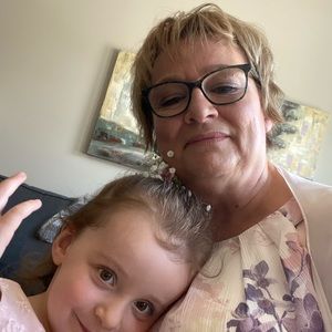 Meet your Posher, Cathy